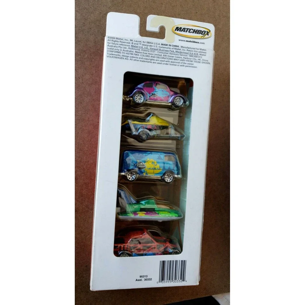 2000 Matchbox WINGS 'N WATER 5-PACK GIFT SET Collector #95315 1:64 VW Panel Bug